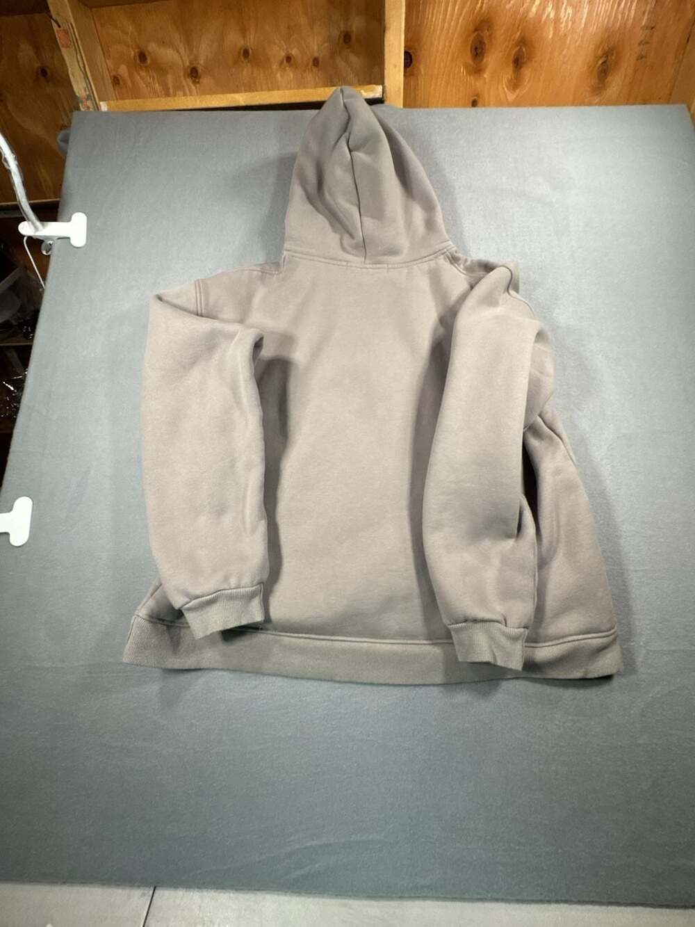 BADCHAPTER USA Oversized Pullover Hoodie - Picture 7 of 7